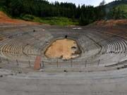 Largest bullring for Dong people built to accommodate 50,000 people