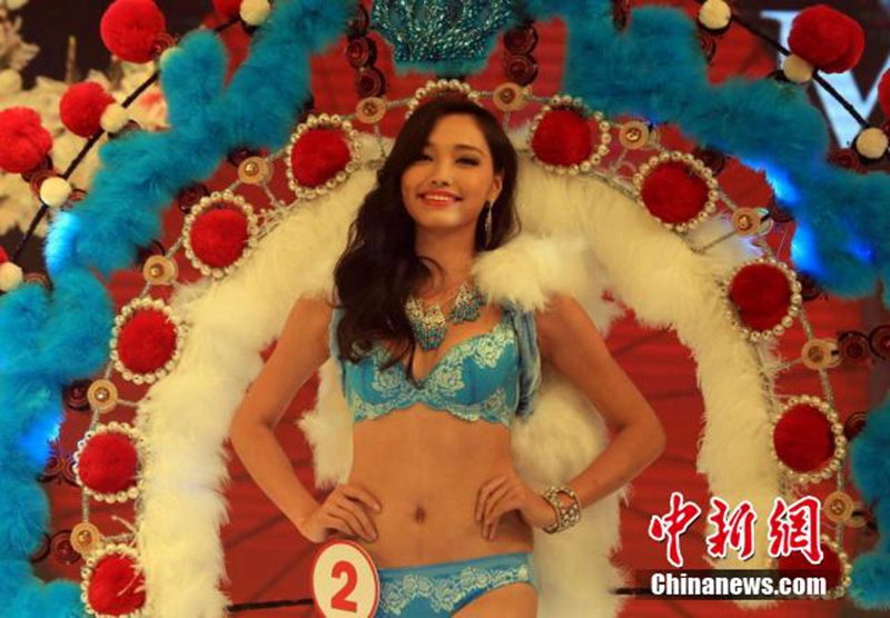 Lingerie show enlightens Miss Universe beauty pageant