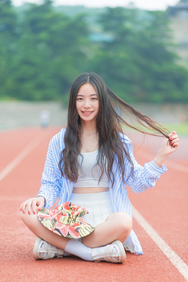 Campus belle of Central China Normal University