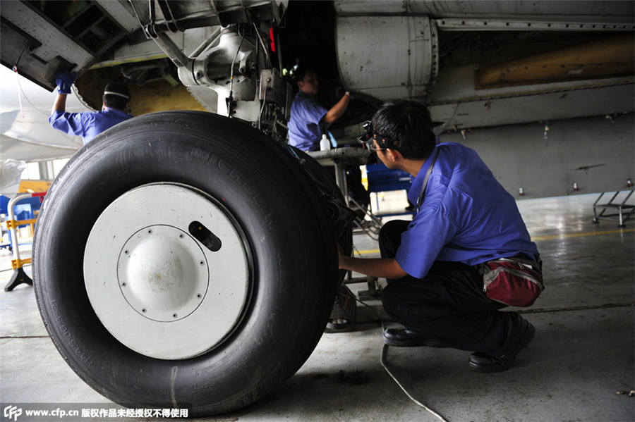 In pics: China’s largest ‘a(chǎn)ircraft hospital’