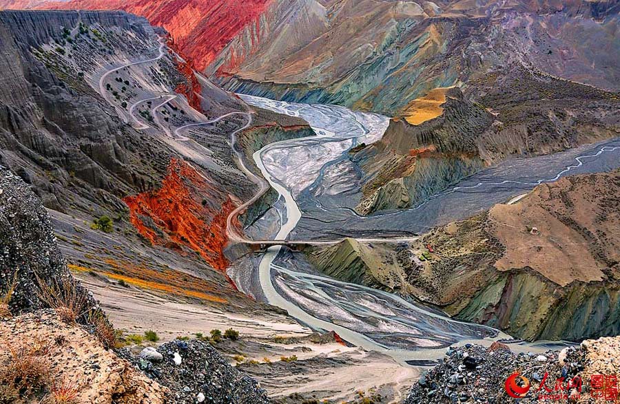 Magnificent Hongshan Great Canyon