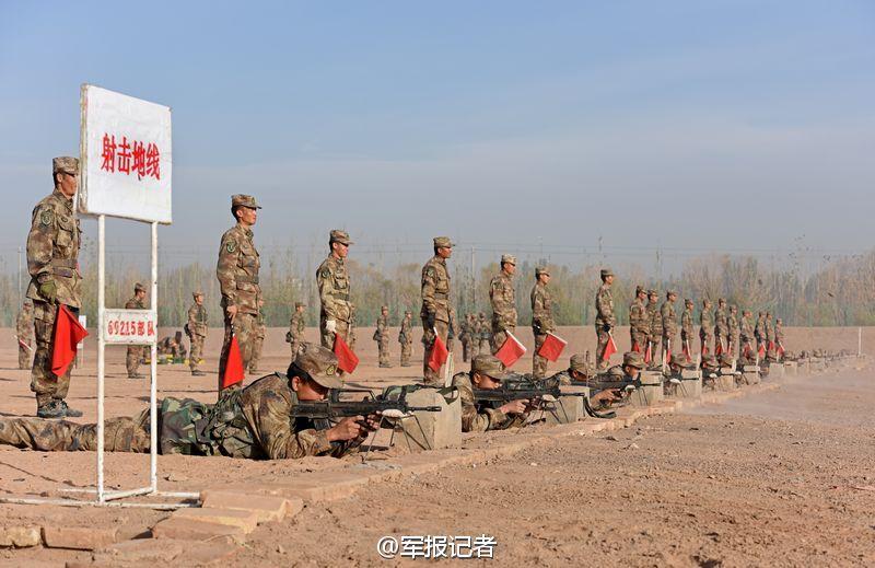 New soldiers undergo tough training in Xinjiang
