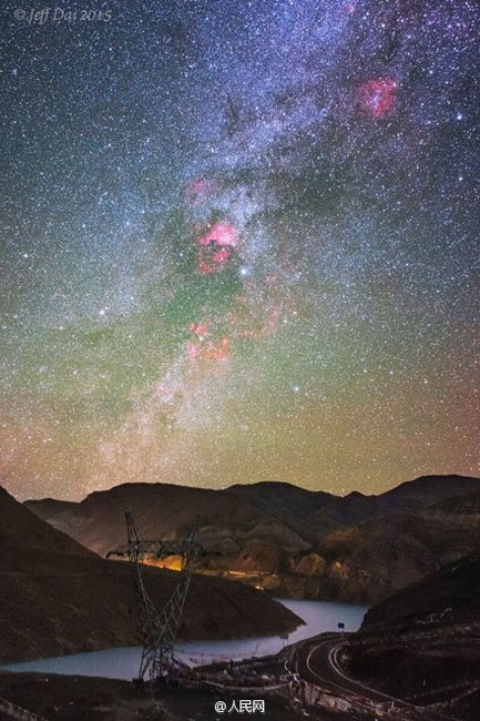 Young man spends four years shooting beautiful starlit skies
