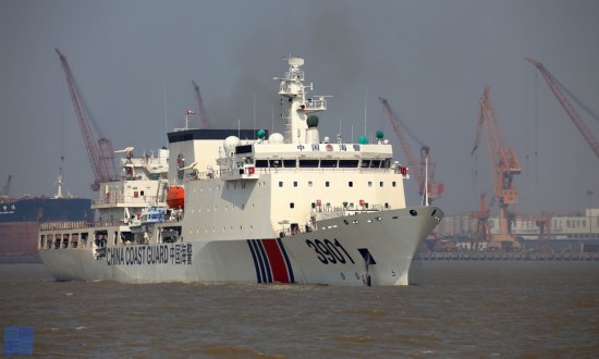 China builds second mega coast guard ship