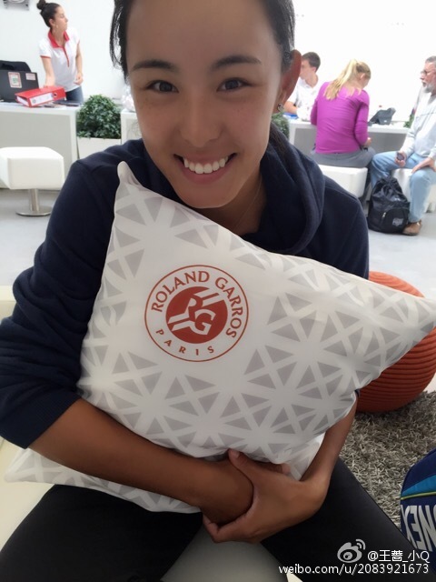 Beautiful Chinese tennis player Wang Qiang goes viral online