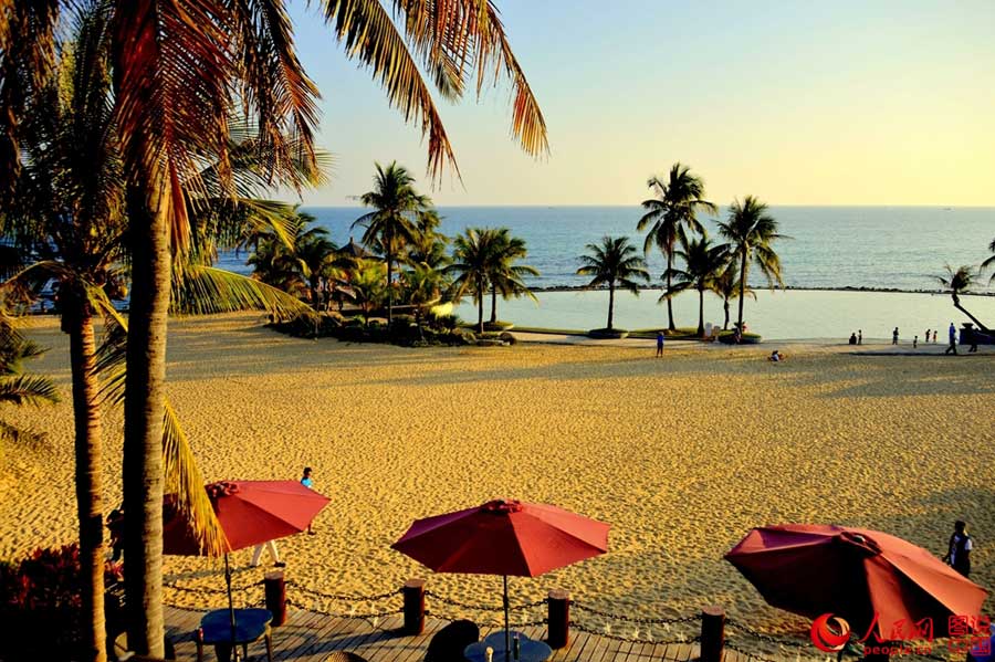 Deep love for breathtaking Hainan
