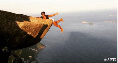 'Death by selfie' becoming a new epidemic