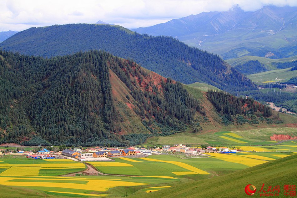 Magnificent mountain views in northwest China