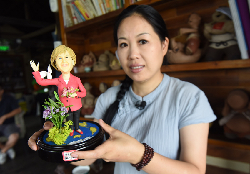 Hangzhou artist creates dough figurines of G20 leaders to symbolize wish for world peace