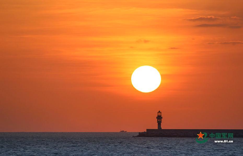 Beauty of the sea in the eyes of Chinese sailors