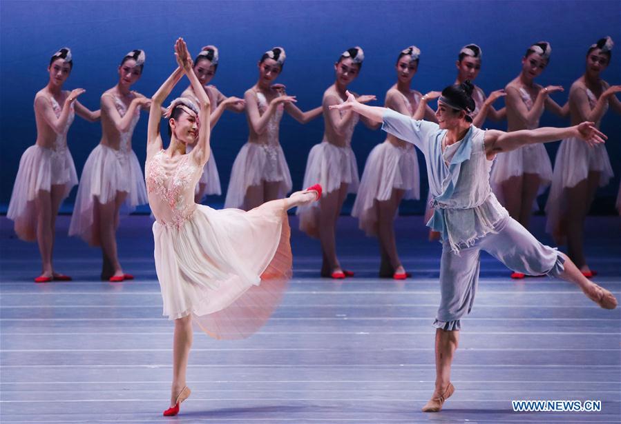 Highlights of China Xinjiang Int'l Folk Dancing Festival in Urumqi