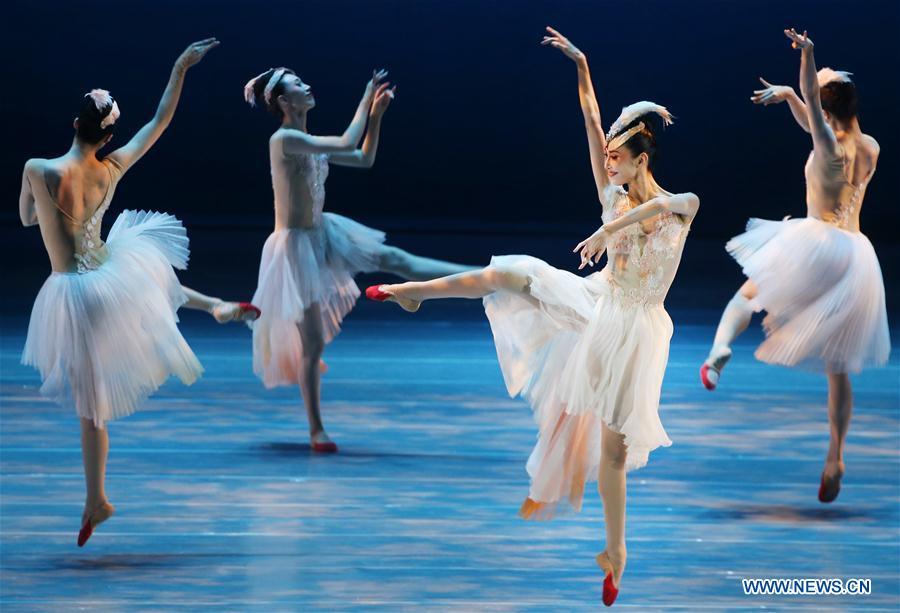 Highlights of China Xinjiang Int'l Folk Dancing Festival in Urumqi