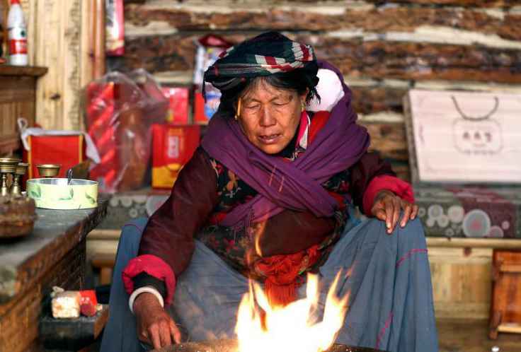 The grandmothers in power in China's “Kingdom of Women”