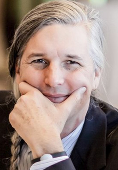 Scott Mauvais，Director, Technology & Civic Innovation, Microsoft