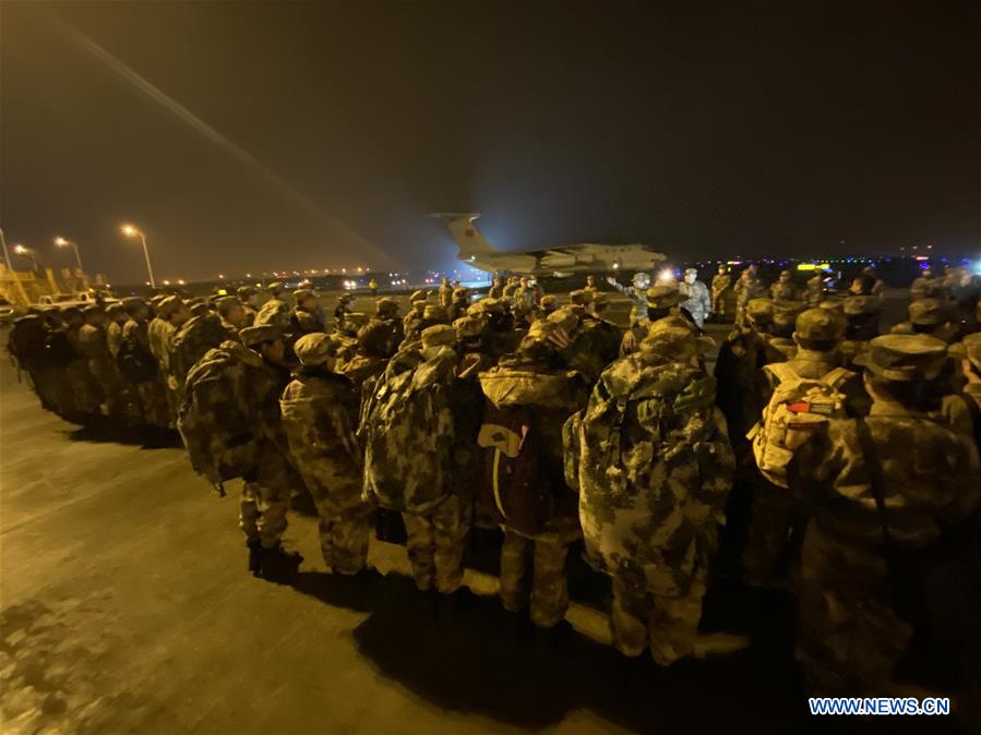 Medical aid team of Army Medical University leaves for Wuhan