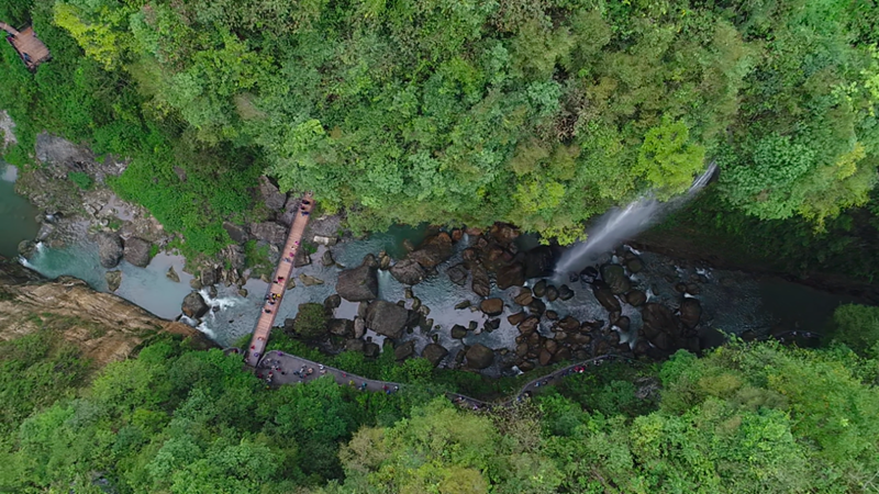 Spectacular scenery of “Oriental Colorado Canyon” in C China's Hubei