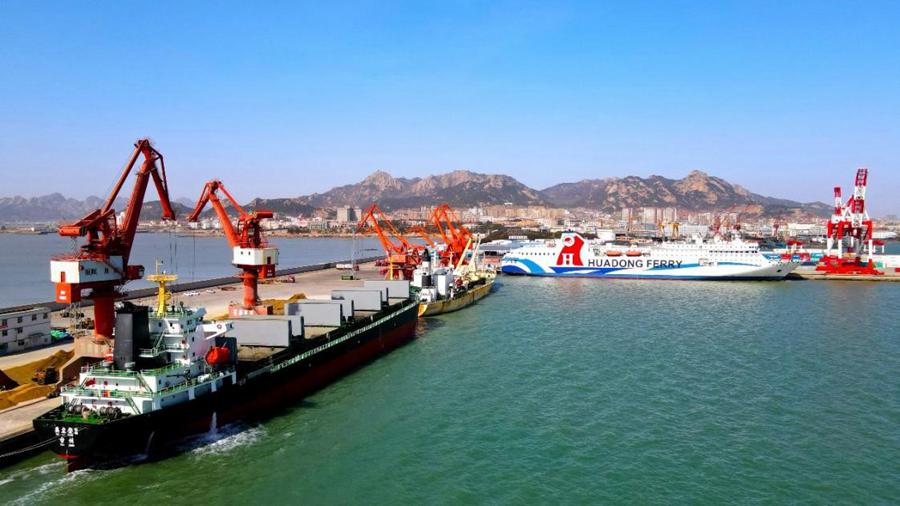 China's foreign trade continues gaining momentum in spring of 2021