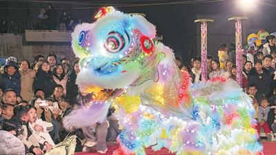 Post-95s inheritor revolutionizes Chinese lion dance