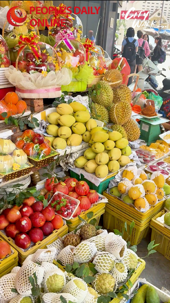 Hanoi Citywalk: China-Vietnam fruit trade fuels a 'sweet opportunity'