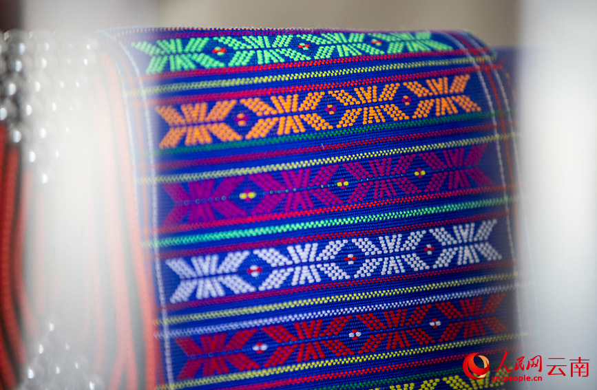 Wa brocade injects vitality into tourism in SW China's Yunnan