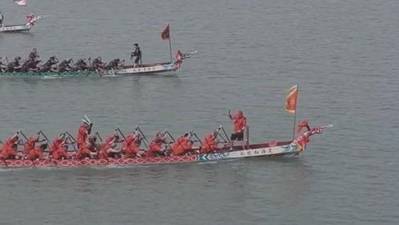 Thrilling! Offshore dragon boat racing heats up in Lianjiang county