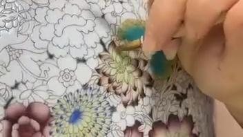 Porcelain drawings made with amazing precision