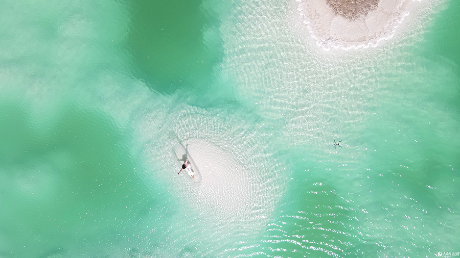 In pics: Magnificent Emerald Lake in NW China's Qinghai