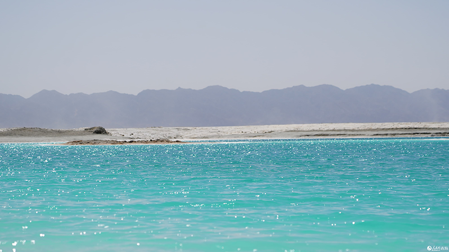In pics: Magnificent Emerald Lake in NW China's Qinghai