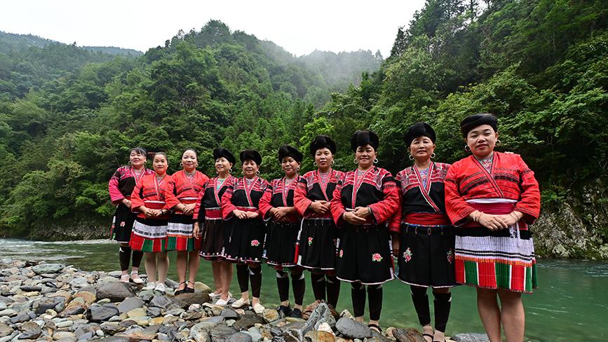 Where long hair tells a story: Red Yao women and their living tradition