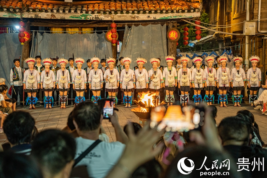 Explore Dong villages in SW China's Guizhou