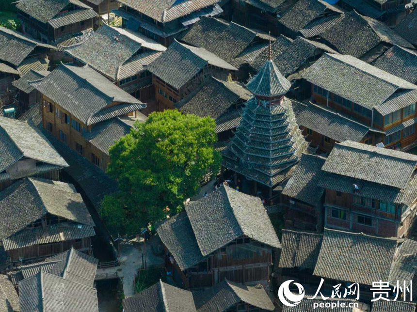 Explore Dong villages in SW China's Guizhou