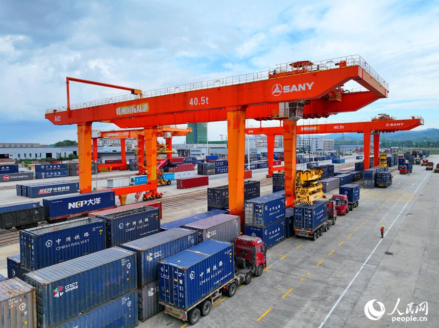 International land port facilitates furniture exports in E China's Jiangxi