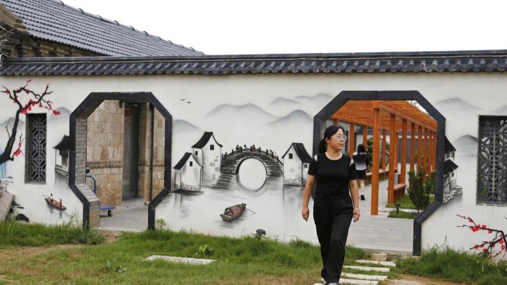 Laixi city in E China transforms abandoned mine pit into resort to promote ecology