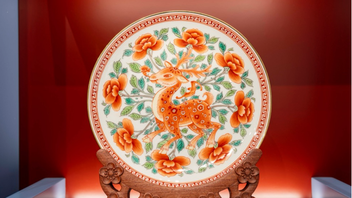 Inheritors dedicated to reviving traditional porcelain in N China's Shanxi
