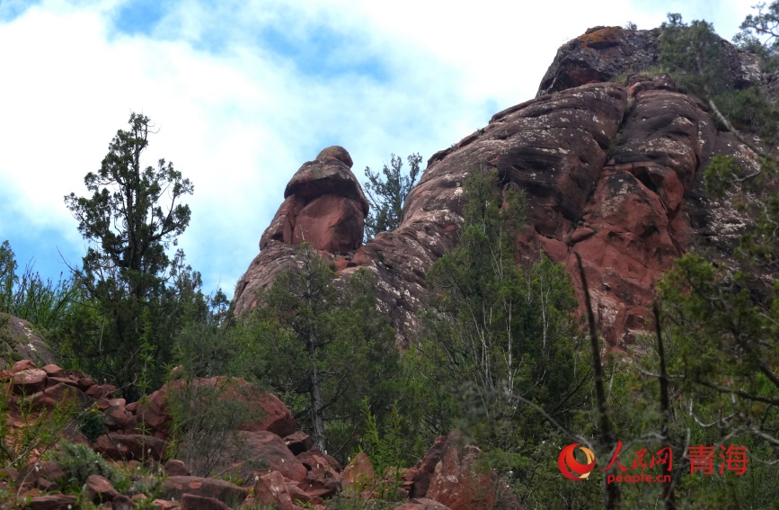 A glimpse of spectacular Danxia wonders at Angsai Canyon in NW China's Qinghai