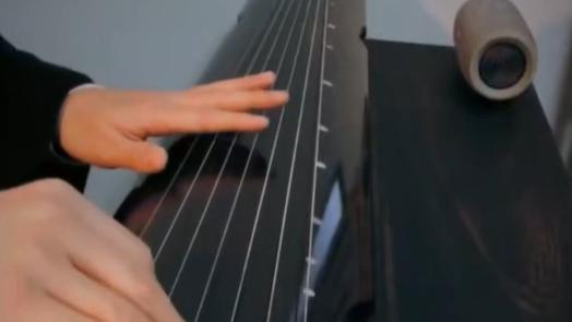 Trending in China | The art of guqin making