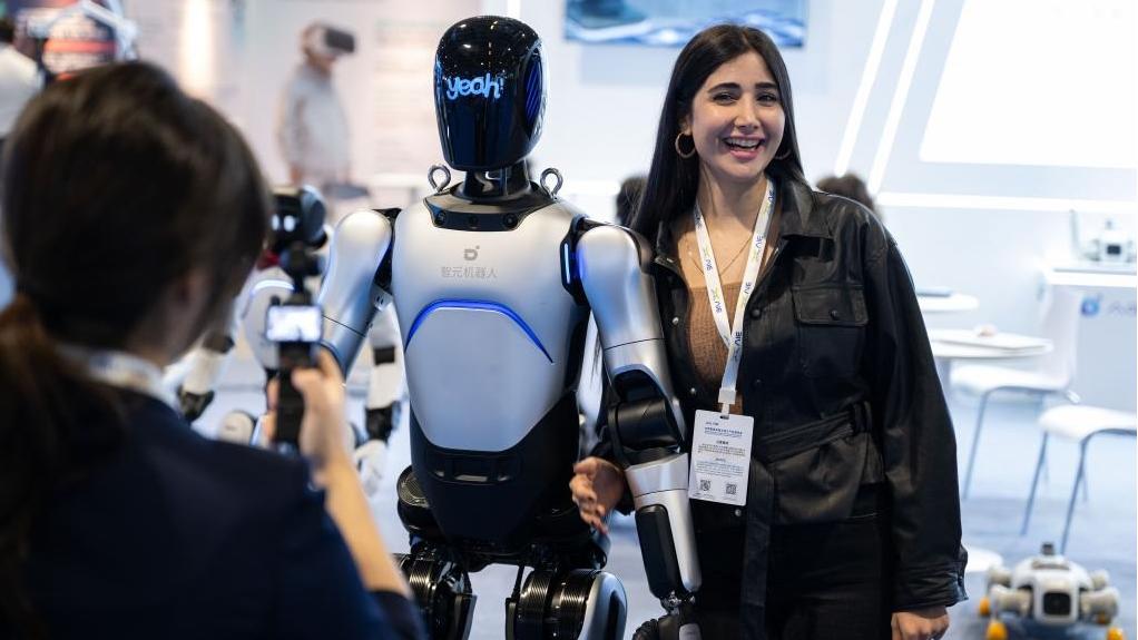 Expo on AI machines, electronics opens in Macao, pursuing global opportunities