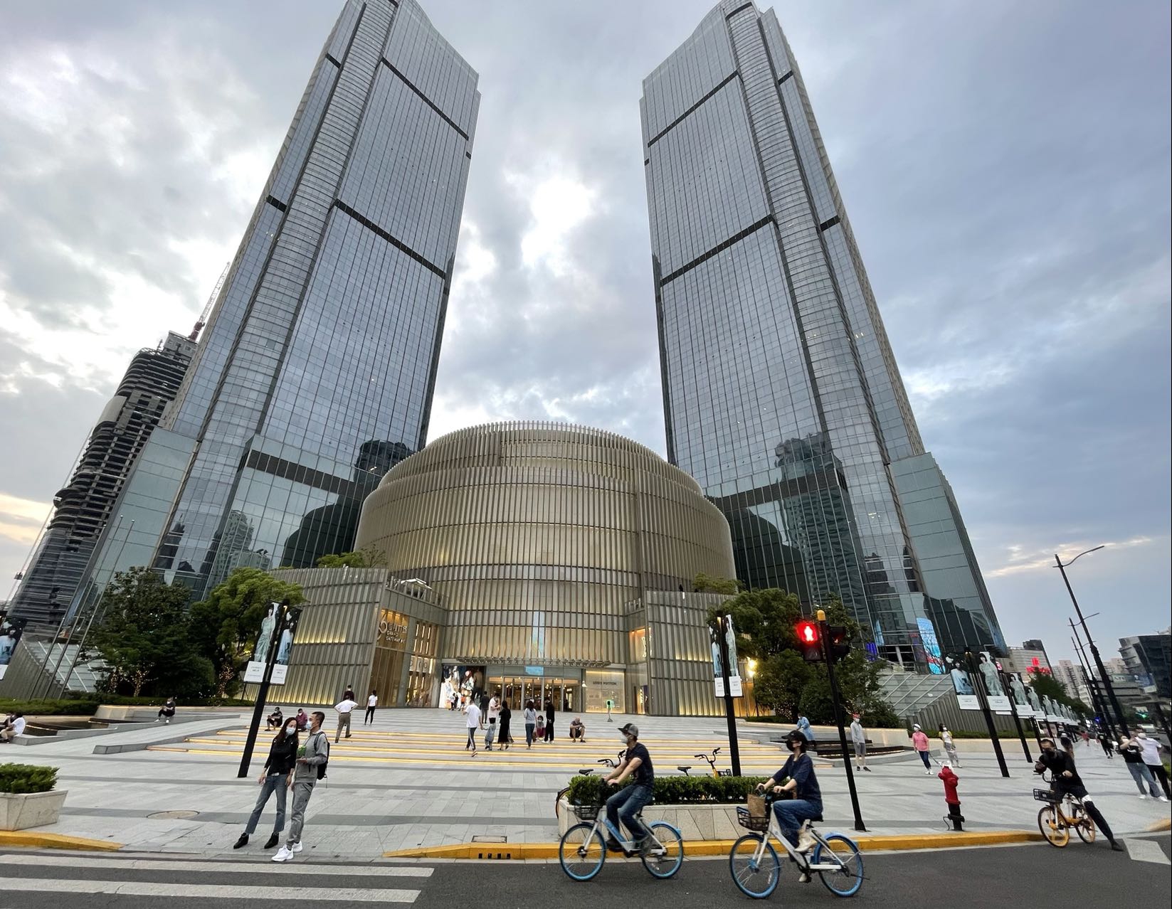 A view of Hang Lung Plaza in Shanghai on May 30. Photo: Feng Yu/GT