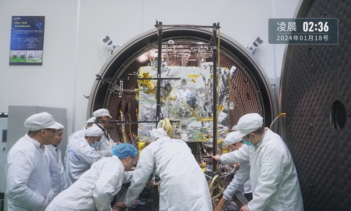 Aero-engineers work at the Technology and Engineering Center for Space Utilization (CSU), Chinese Academy of Sciences (CAS), on January 18, 2024. Photos on this page: Courtesy of the CSU