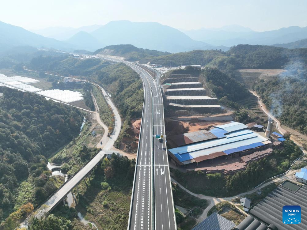 Nanping section of Shaxian-Nanping Expressway opens to traffic