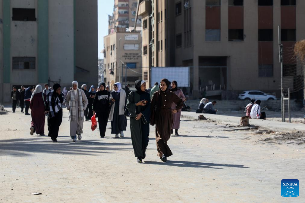 Feature: Gaza students return to war-damaged colleges, holding onto hope amid ruins